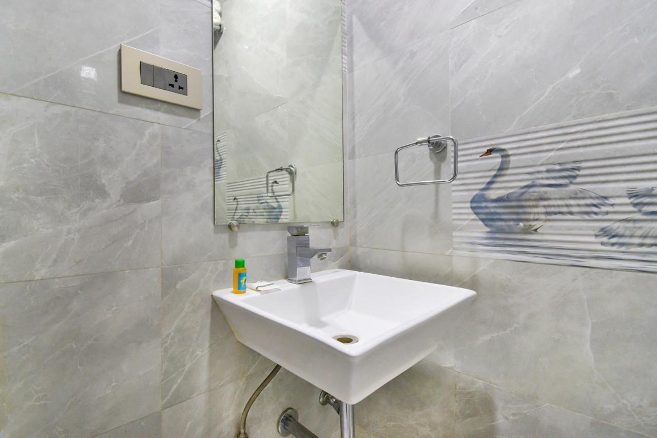 Fabhotel Kohinoor Plaza Ахмедабад Екстериор снимка